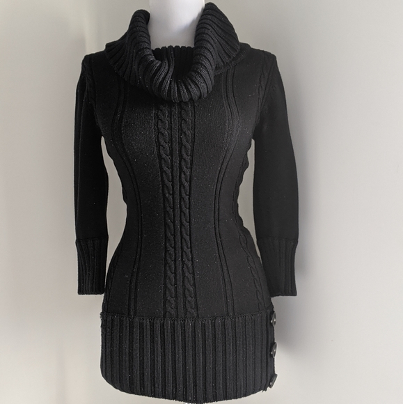 XOXO Sweater - Picture 3 of 5